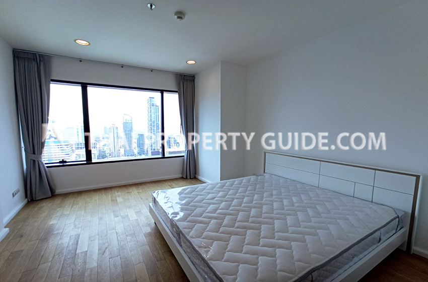 Apartment in Ploenchit 